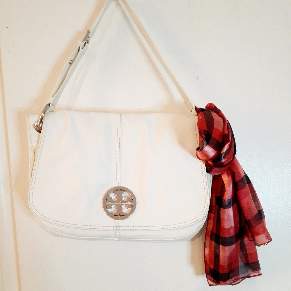Tory Burch White Fold Over shoulder Bag - Picture 2 of 6